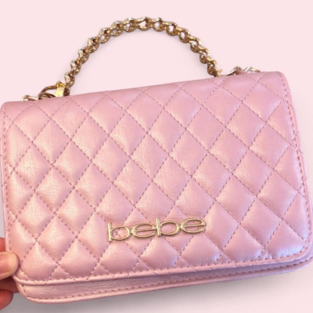 Bebe NWT Finlay Pink Quilted Crossbody with Gold-tone hardware! (OUT OF STOCK)